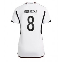 Maglie da calcio Germania Leon Goretzka #8 Prima Maglia Femminile Mondiali 2022 Manica Corta